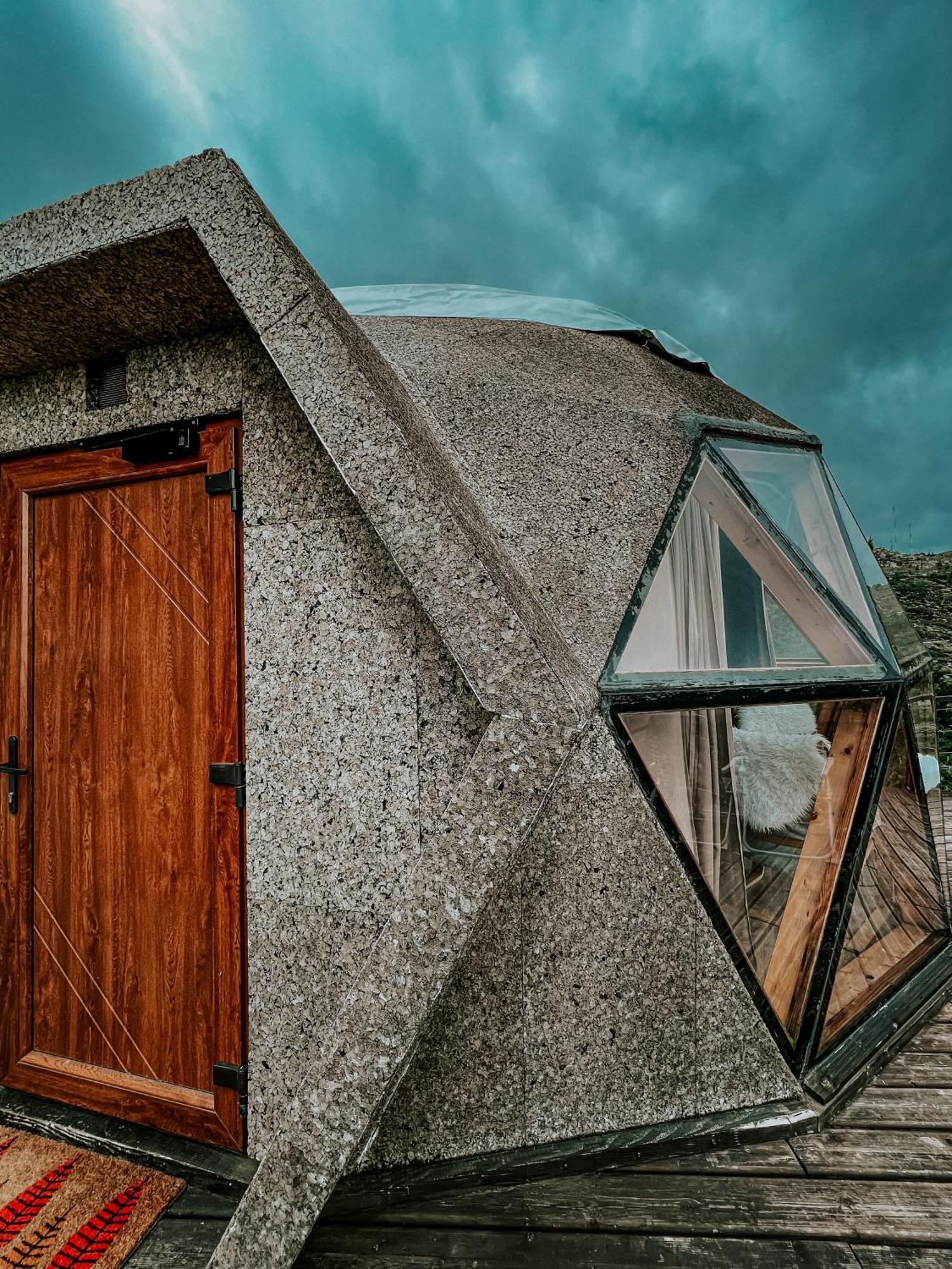 Natura Glamping Alcongosta 외부 사진