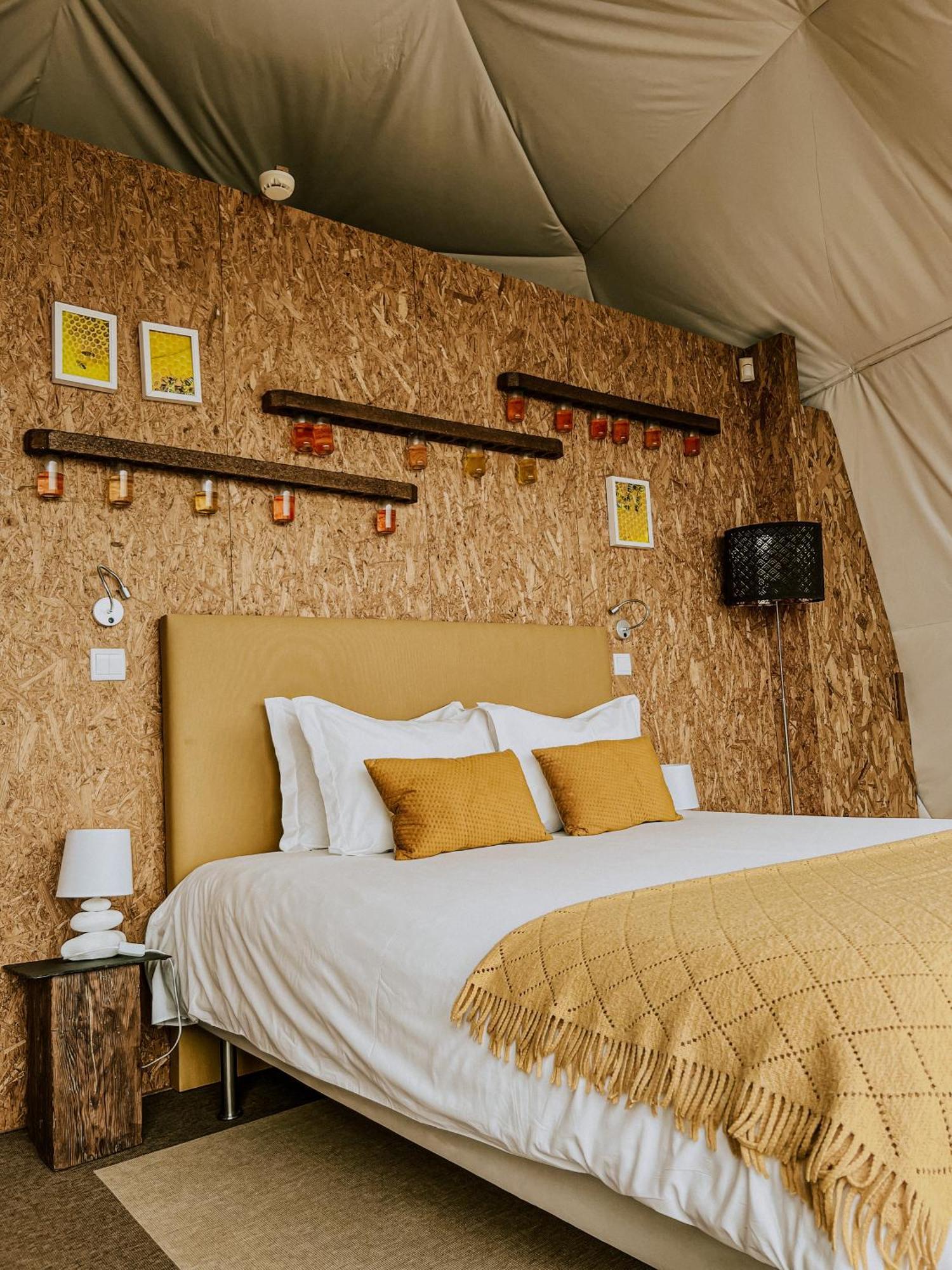 Natura Glamping Alcongosta 외부 사진